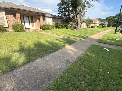 Lawn care service in Garland, 75040