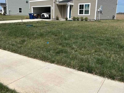 Lawn care service in Murfreesboro, 37130