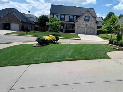 Lawn care service in McDonough, 30252