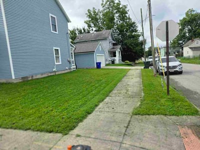 Lawn care service in Columbus, 43206