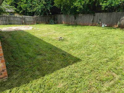 Lawn care service in Oklahoma City, 73135