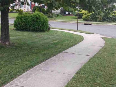 Lawn care service in Winslow Township, 08081