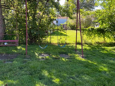 Lawn care service in Warren, 48089