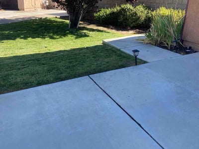 Lawn care service in Winchester, 92596
