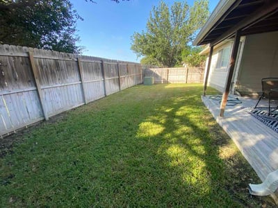 Lawn care service in San Antonio, 78217