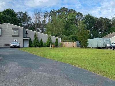 Lawn care service in Woodstock, 30189