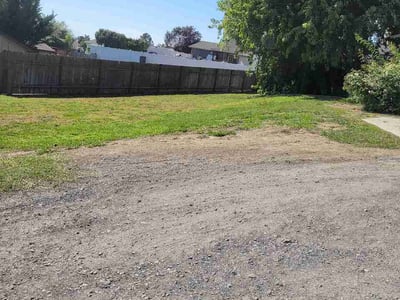 Lawn care service in Yakima, 98901