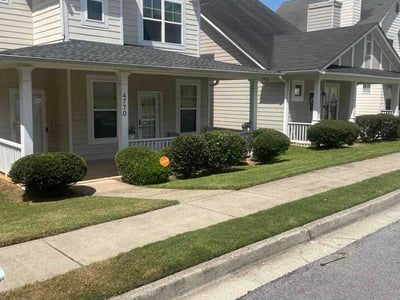 Lawn care service in Atlanta, 30349