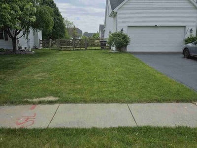 Lawn care service in Perrysburg, 43551