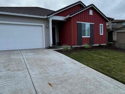 Lawn care service in Sacramento, 95835