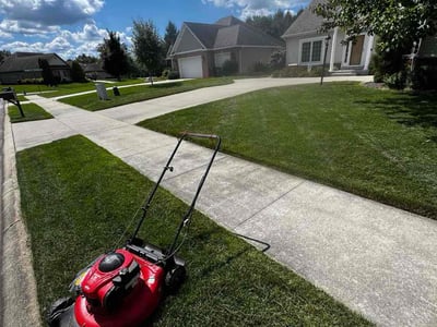 Lawn care service in South Bend, 46628