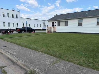 Lawn care service in Newport News, 23607