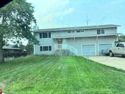 Lawn care service in Richland, 99352