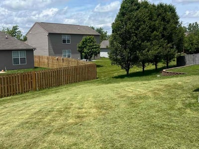 Lawn care service in Indianapolis, 46113