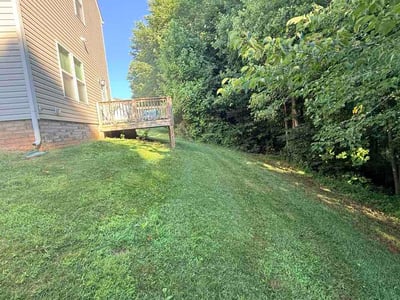 Lawn care service in Greensboro, 27405