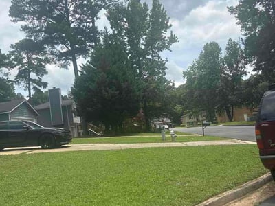 Lawn care service in Stonecrest, 30038