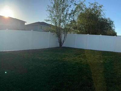 Lawn care service in Spokane Valley, 99016