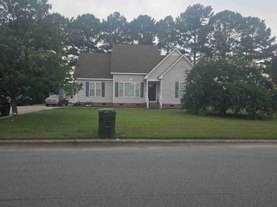 Lawn care service in Wilson, 27896