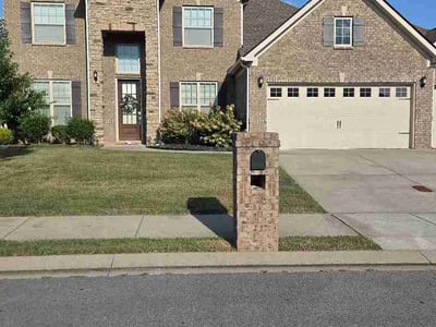 Lawn care service in Murfreesboro, 37128