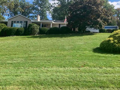 Lawn care service in Waynesboro, 17268