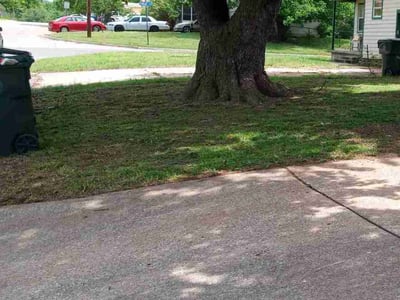 Lawn care service in Midwest City, 73110