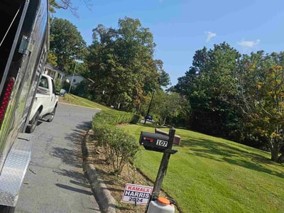 Lawn care service in Annapolis, 21401
