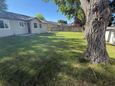 Lawn care service in Kuna, 83634
