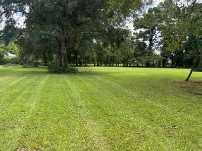 Lawn care service in Carencro, 70520