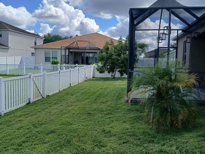 Lawn care service in Riverview, 33579
