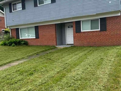 Lawn care service in Camp Springs, 20746