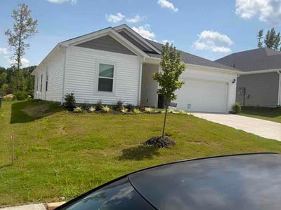 Lawn care service in Woodruff, 29388