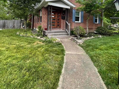 Lawn care service in Arlington, 22203