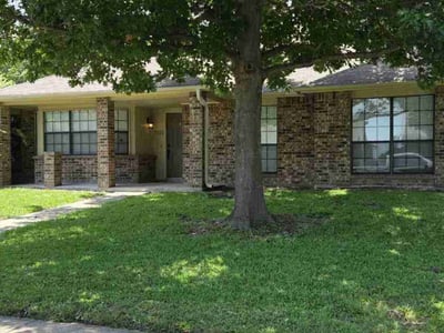 Lawn care service in Garland, 75043