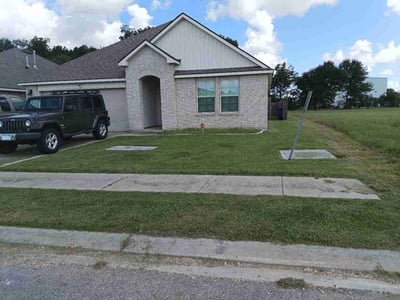 Lawn care service in Youngsville, 70592