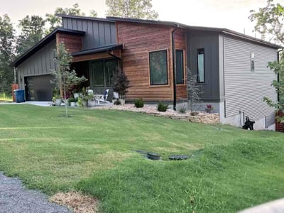 Lawn care service in Bella Vista, 72715