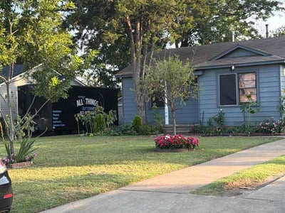 Lawn care service in Burleson, 76028