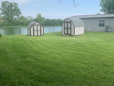 Lawn care service in Greenfield, 46140