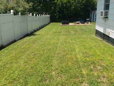 Lawn care service in Euless, 76040