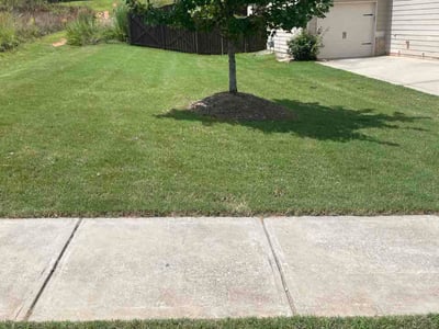 Lawn care service in Jefferson, 30549