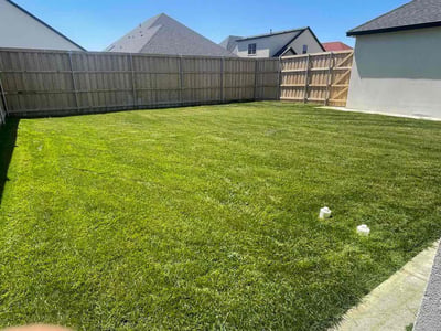Lawn care service in Amarillo, 79119