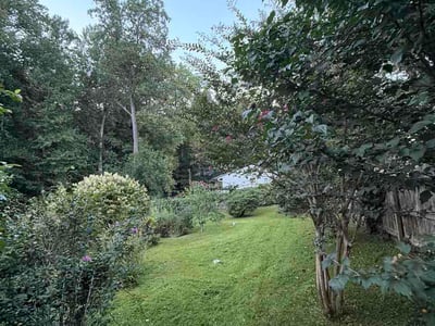 Lawn care service in Annapolis, 21401