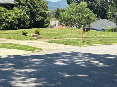 Lawn care service in Asheville, 28715