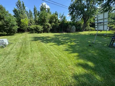 Lawn care service in Cincinnati, 45240