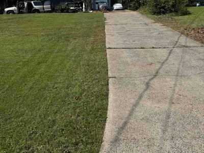 Lawn care service in Marietta, 30066