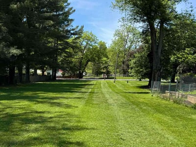 Lawn care service in Brookeville, 20833