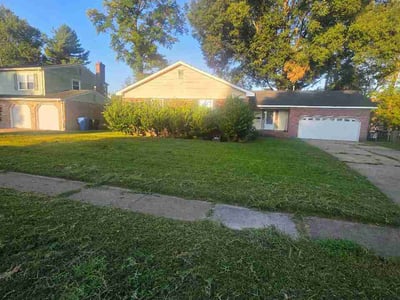 Lawn care service in Virginia Beach, 23464