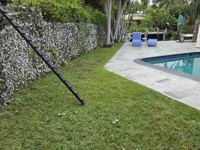 Lawn care service in Fort Lauderdale, 33312