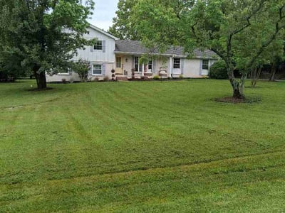 Lawn care service in Mt. Juliet, 37122