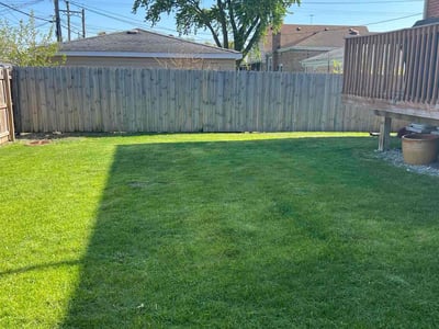 Lawn care service in Burbank, 60459