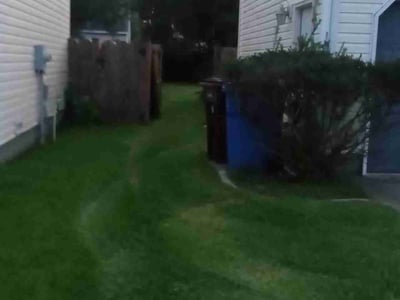 Lawn care service in Chesapeake, 23320
